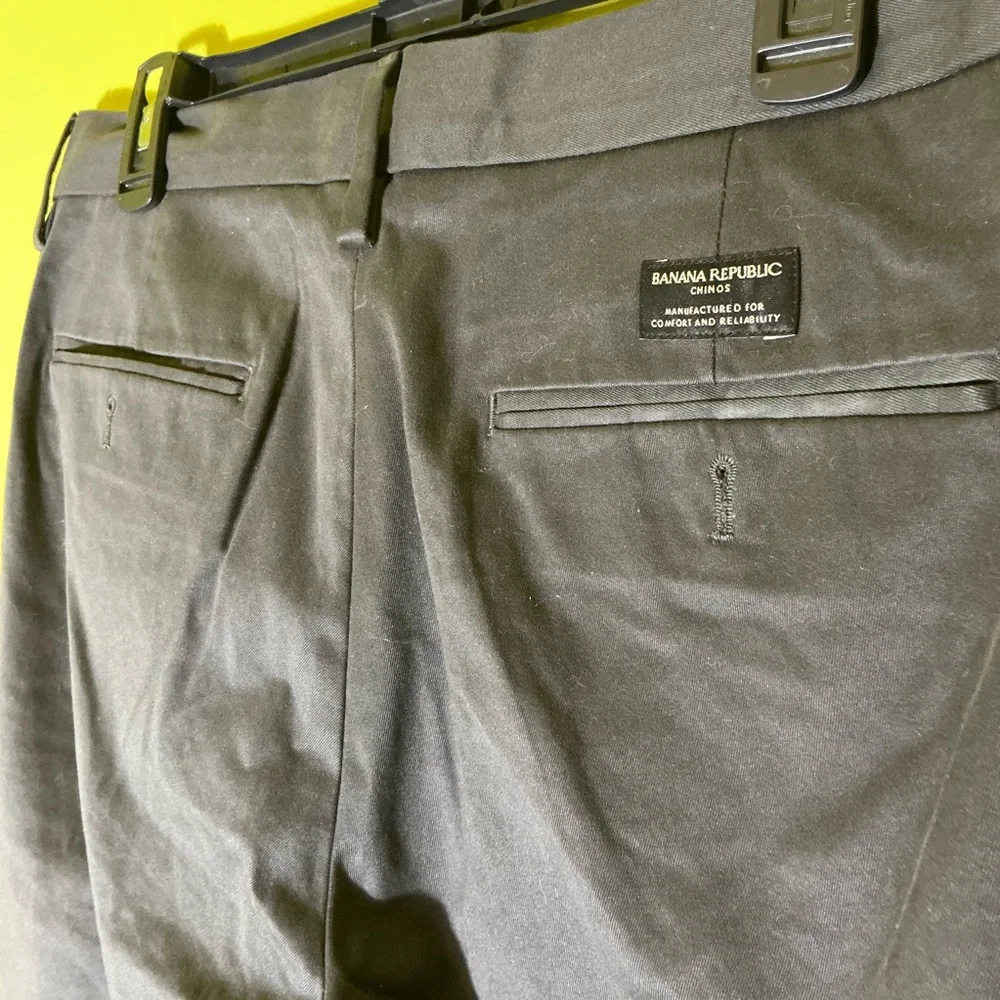 Banana Republic Tapered fit Chino Pants